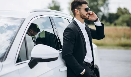 why-hiring-a-private-chauffeur-for-the-hay-festival-is-a-smart-choice